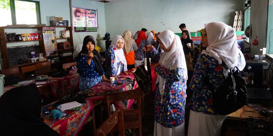 Belajar Meracik Kopi, dari Guru untuk Siswa SD di Banyuwangi