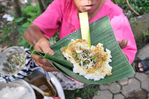 10 makanan khas bali yang wajib kamu coba