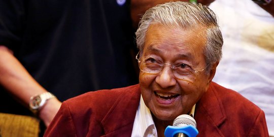 Mahathir Mohammad Mundur, Politik Malaysia Terombang-ambing Dalam Ketidakjelasan