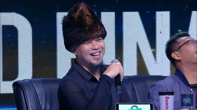 ahmad dhani dan maia estianty jadi juri indonesin idol