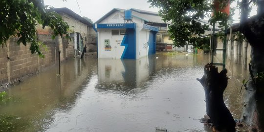 21 Gardu PLN di Tangerang Dipadamkan Akibat Terdampak Banjir
