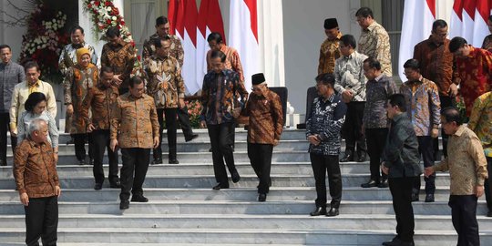 Lima Menteri Jokowi Respons Dingin Isu Reshuffle Kabinet