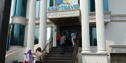 DPR Wacanakan Korban First Travel Umrah Pakai Uang Negara atau CSR