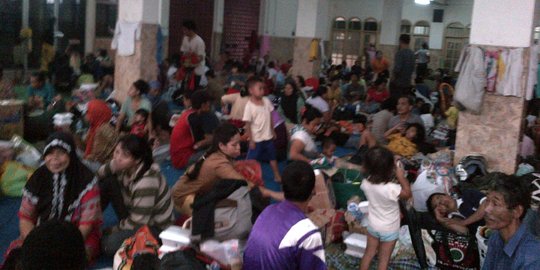 15 Ribu Warga DKI Mengungsi Akibat Banjir, 345 Sekolah Terendam