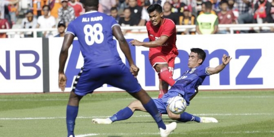 Feby Eka Perjalanan Gabung Arema, Heri Susanto Diputuskan Malam Ini