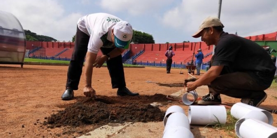 Atasi Banjir di Sentel Ban, Stadion Brawijaya Dipasang 100 Biopori