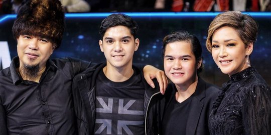 9 Potret Maia Estianty dengan Gaya Rambut Pendek, Makin Terlihat Muda