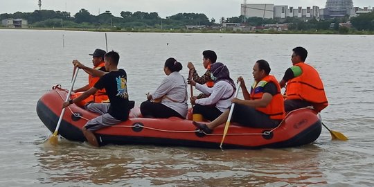 Akses Jalan Terputus Akibat Sungai Citarum Meluap, 1.500 Warga Karawang Terisolasi