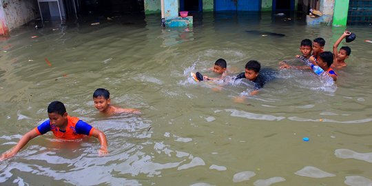 Sempat Dirusak saat Banjir, Pompa Air Bulak Cabe Cilincing Kembali Beroperasi