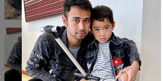 Harga Jaket Rafathar Rp12 Juta, Netizen Kaget Sampai Ingin Nangis