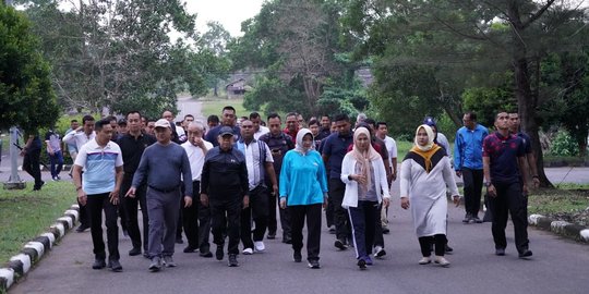 Momen Wapres Ma'ruf Olahraga di Kantor Gubernur Bangka Belitung