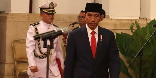 Potret Keakraban Jokowi dengan Buzzer, Dikritik PDIP, Dibela Gerindra