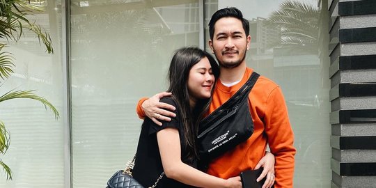 Syahnaz Ngaku Tak Cocok Tidur di Kasur Raffi, Terlalu Empuk & Bantalnya Tajam