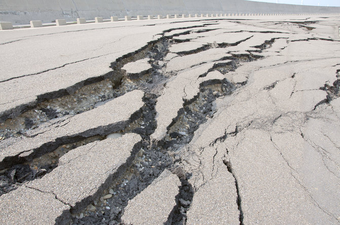 ilustrasi gempa bumi