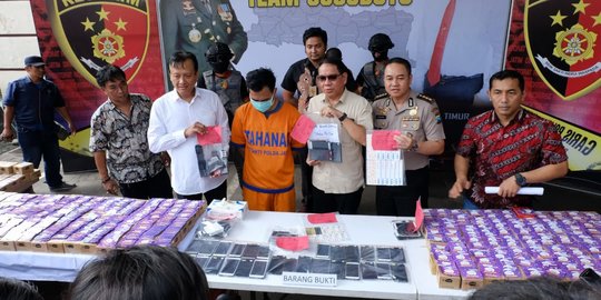 Polisi Ringkus Pemasok Ribuan SIM Card untuk Akun Gojek 'Tuyul'