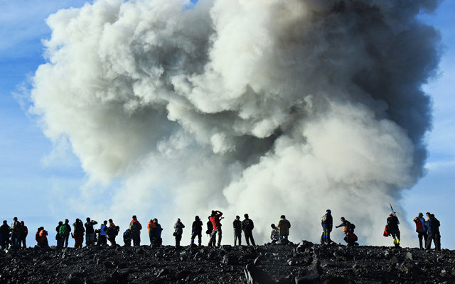 gas beracun gunung semeru