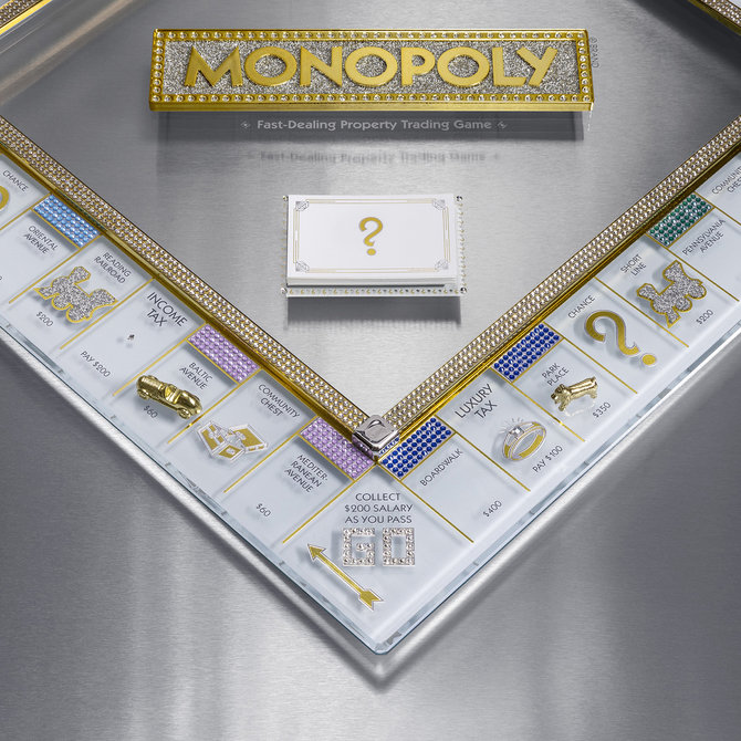 papan monopoli bertabur kristal
