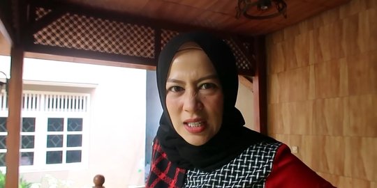 13 potret rumah istri denny cagur di garut, mewah dan ada kebun untuk bercocok tanam
