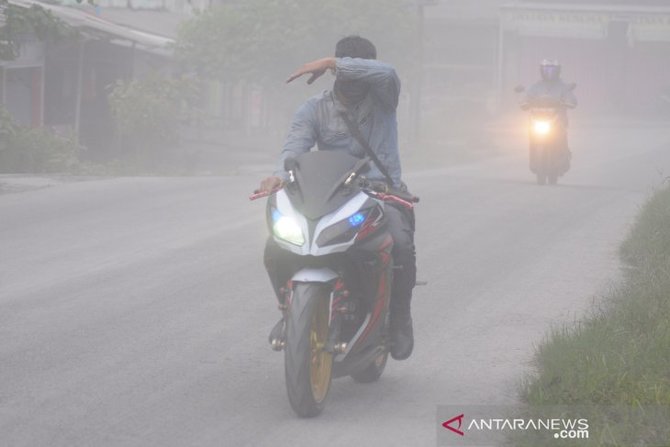 hujan abu merapi