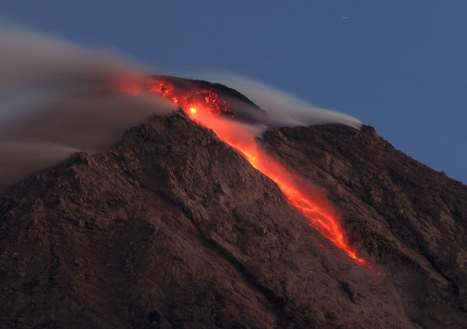 gunung merapi
