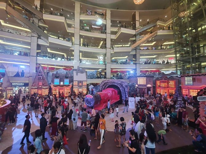 shopping sambil staycation di jakarta barat kunjungi spot belanja ini yuk