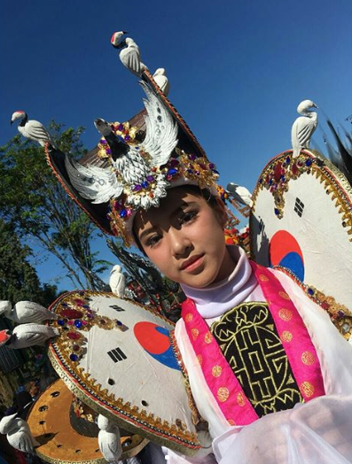 tiara idol di luar panggung