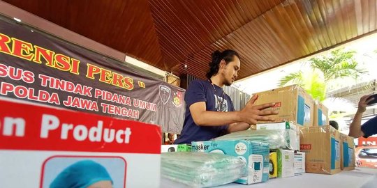 2 penimbun 4000 lembar masker di semarang rev1