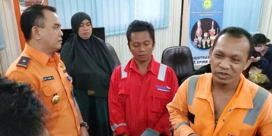 Kapal Bocor dan Karam, Dua Nelayan Terombang Ambing di Selat Makassar