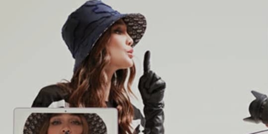 Tajir Melintir! Ini Penampakan Topi Luna Maya Seharga Belasan Juta