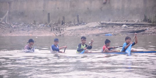 Kembangkan Destinasi Wisata Anak Sungai Musi Lewat Olahraga Bidar Mini