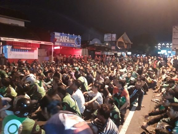 massa pengemudi ojek online di babarsari