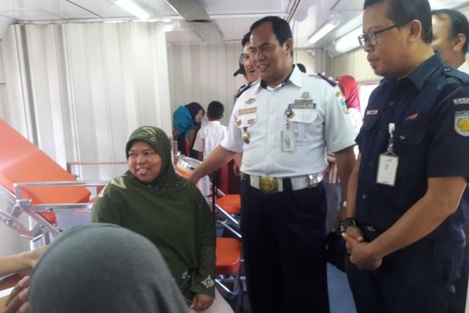 kereta api indonesia