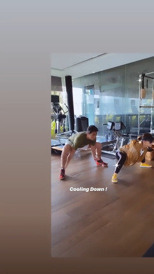 syahrini temani reino olahraga