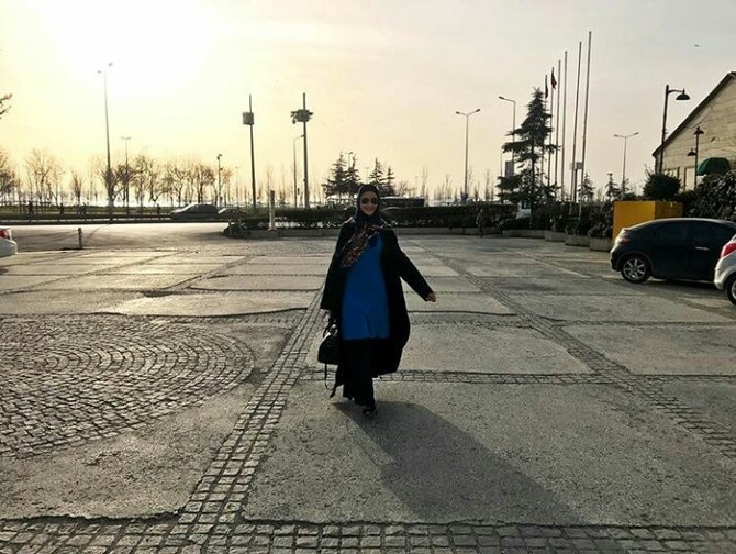 ayu maulida berhijab