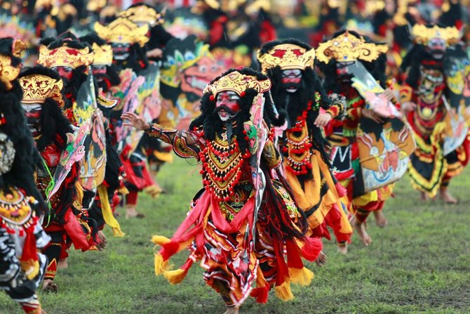 Efek Cipratan Flashmob Jaranan Buto Cara Milenial Banyuwangi Lestarikan 