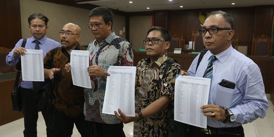 Hakim Sakit, Sidang Gugatan Class Action Banjir Jakarta 2020 Ditunda