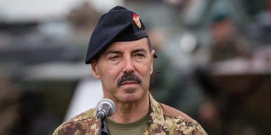 Jenderal Angkatan Darat Italia Positif Corona, Jabatannya Langsung Diganti