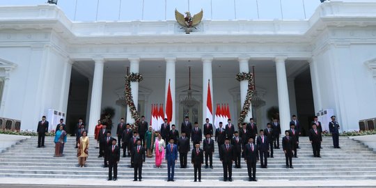 Penumpang Terakhir di Kabinet Jokowi