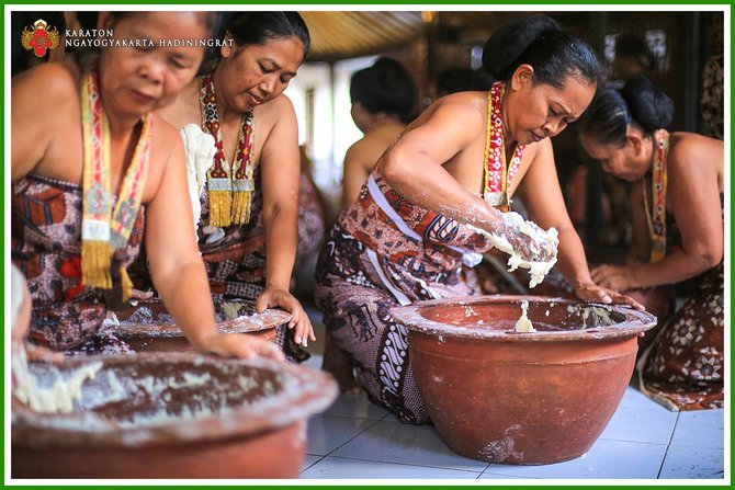 tradisi ngapeman