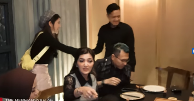 tiara dan keluarga hermansyah