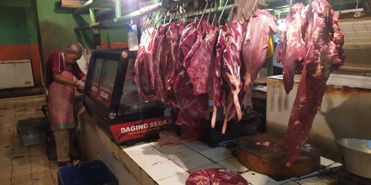 Penjualan Daging Sapi Turun Tajam, Pedagang Duga karena Wabah Virus Corona