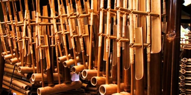 7 Alat Musik Tradisional Indonesia yang Terkenal dan Mendunia ...