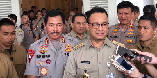 Anies Sebut Arahan Risiko Kontaminasi Corona di KRL Sebagai Mitigasi & Pencegahan