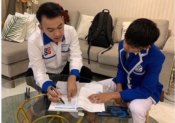 nama betrand jadi soal ujian
