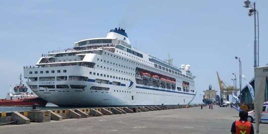 Penumpang Kapal MV Columbus dari Australia akan Berwisata di Kota Lama dan Borobudur