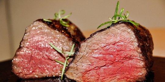 Cara Membuat Steak Daging Ala Rumahan yang Lezat dan Juicy