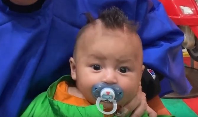 baim wong potong rambut kiano