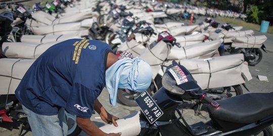 gelar angkutan motor gratis mudik lebaran pakai kereta rev2