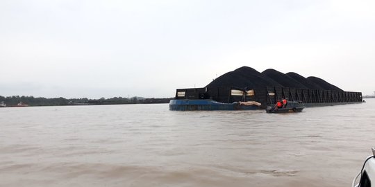 Kapal Tugboat Sinar Abadi I Tenggelam di Laut Balikpapan, 4 ABK Selamat