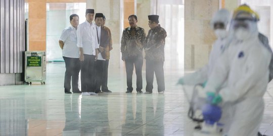 Muhammadiyah Minta Jemaah Sakit Pakai Masker Jika Mau Salat di Masjid